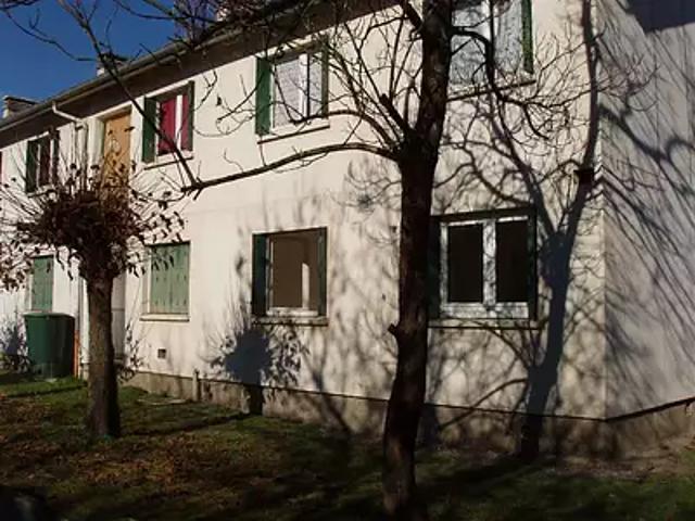 Gourdan Polignan 31210 Location appartement 4 pièces t4 au dernier étage balcon