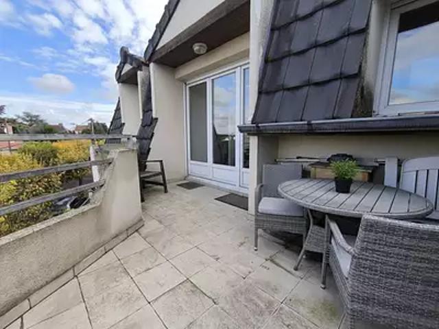 Gournay sur Marne 93460 Achat / Vente appartement 3 pièces t3 au dernier étage parking