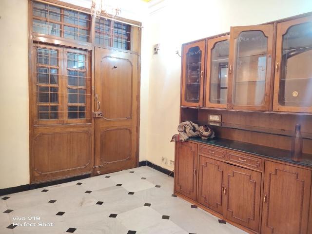 Govindpuri 2 Bedroom 800 Sq. Ft. Builder Floor in Govindpuri Delhi Listing ID: #10143