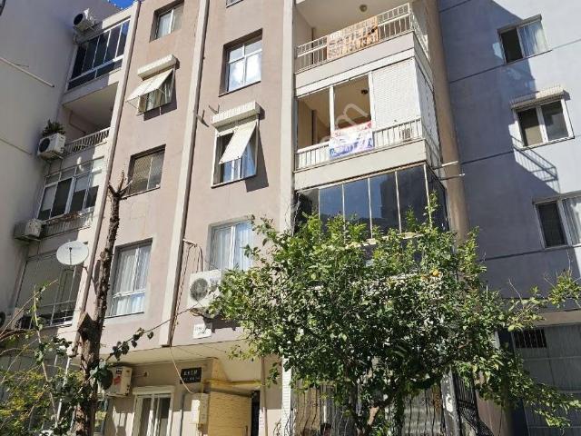 Göztepe Metro Durağı Yakını 3+1 128m2 Arakat Önü Açık Boş Daire