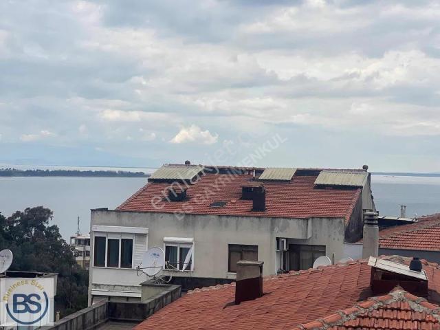 Göztepe Semtinin En Nezih Sokağında Satılık Daire