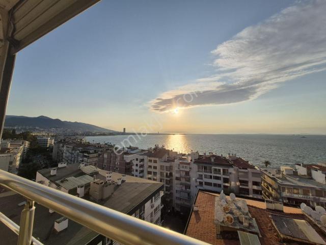Göztepe Türk Koleji Sokağında Deniz Manzaralı 4+1 Kiralık Daire