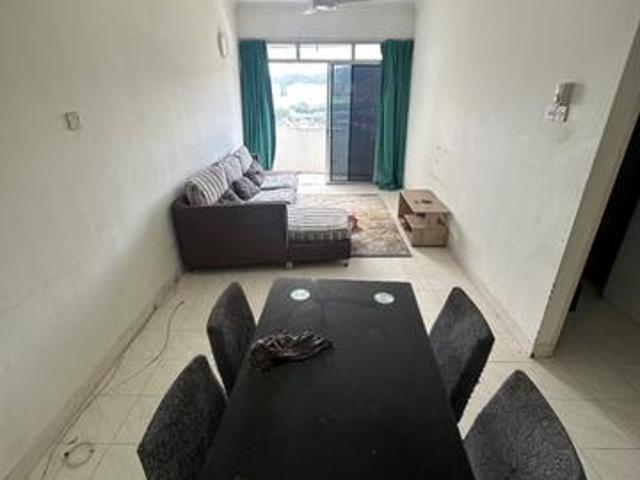Gl garden Unfurnished 1 car park 750 sqft