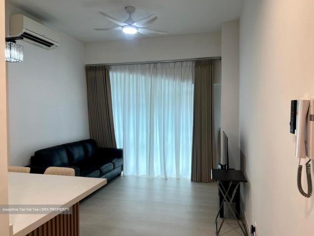 Gloucester Mansions D11, Apartment