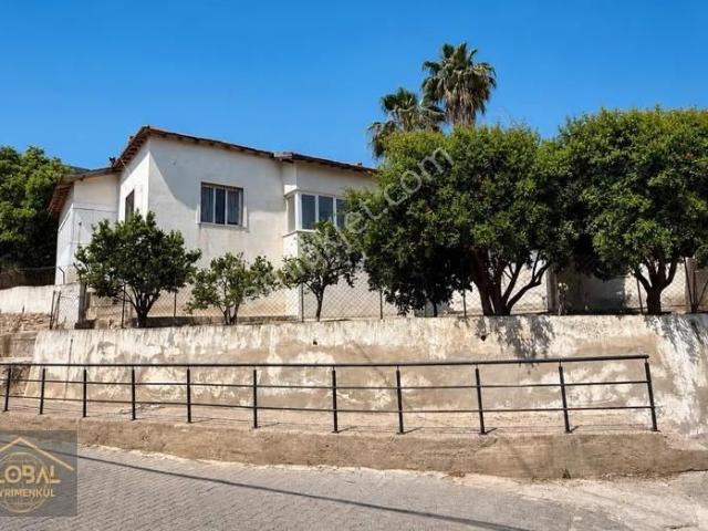 Globalden | 300 M² Satılık Tek Tapu Geniş Bahçeli Müstakil Ev