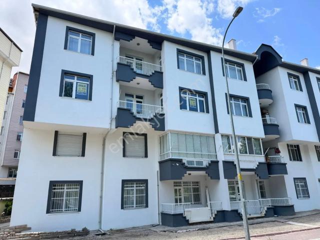 Global'den Kent Park Cepheli çarşı İçi Ara Kat 3+1 Kiralık Daire