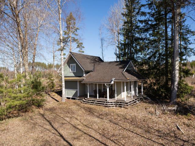 Glanstrandsvägen 6