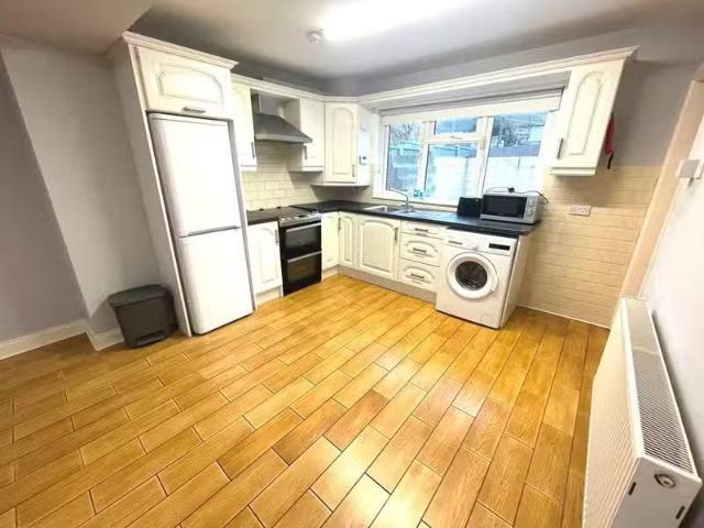 Glasaree Road, Finglas East, Dublin 11, D11 V2R8
