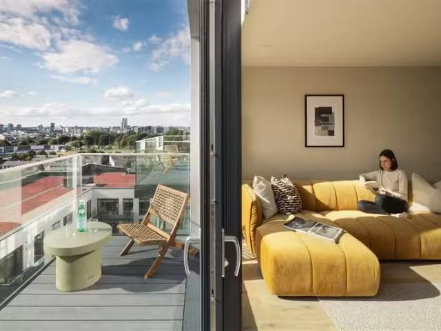 Glass Bottle Avenue, Sandymount, Dublin 4, D04 YRV1