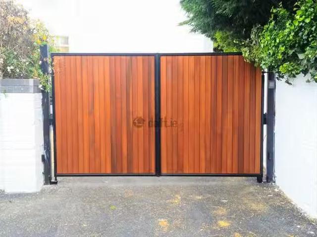 Gledswood Mews, Clonskeagh, Dublin 14 is for rent