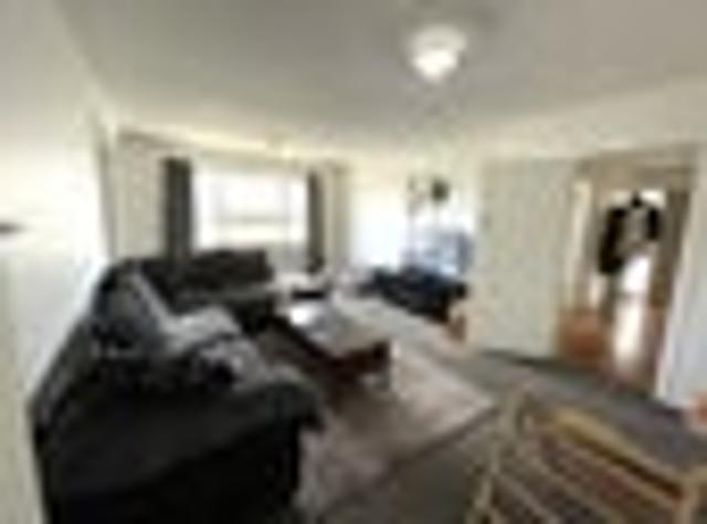 Glen Avon, 3 bedrooms, $600 pw