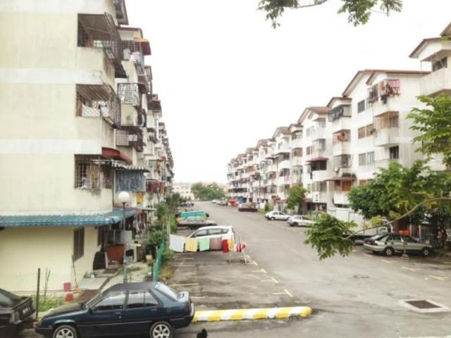 Glen Court Block C & D, Bandar Sungai Long
