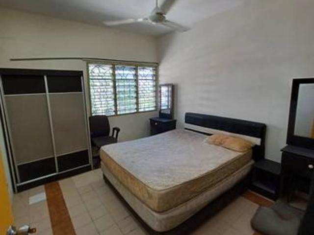Glen Court Flat for Sale in Bandar Sg Long Freehold