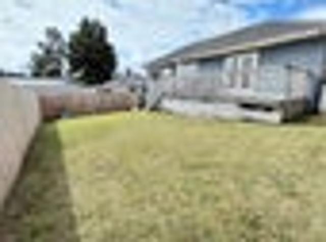 Glen Eden, 3 bedrooms, $580 pw