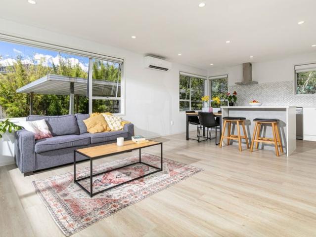 Glen Eden, 3 bedrooms