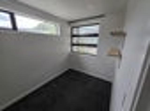 Glen Eden, 3 bedrooms, $650 pw