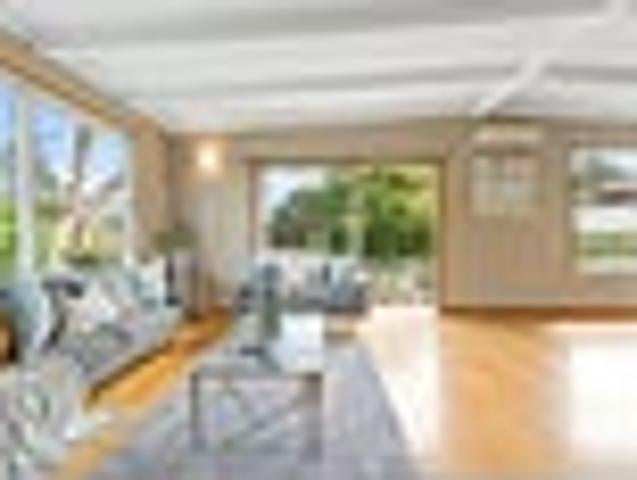 Glen Eden, 3 bedrooms, $695 pw