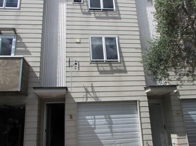 glen eden, 3 bedrooms