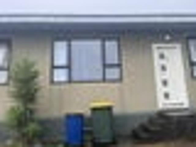Glen Eden, 2 bedrooms, $450 pw