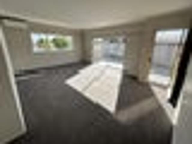 Glen Eden, 2 bedrooms, $550 pw