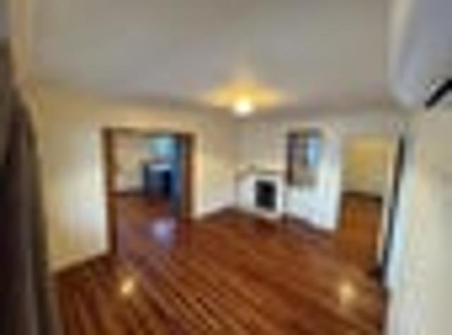 Glen Eden, 2 bedrooms, $560 pw