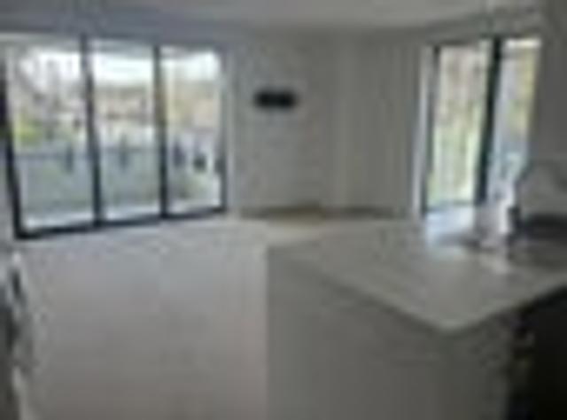 Glen Eden, 2 bedrooms, $565 pw
