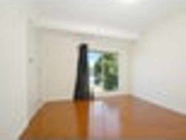 Glen Eden, 2 bedrooms, $545 pw