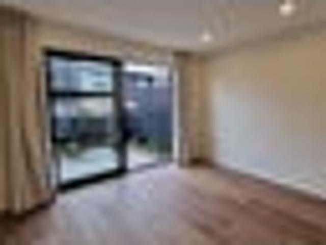 Glen Eden, 2 bedrooms, $580 pw