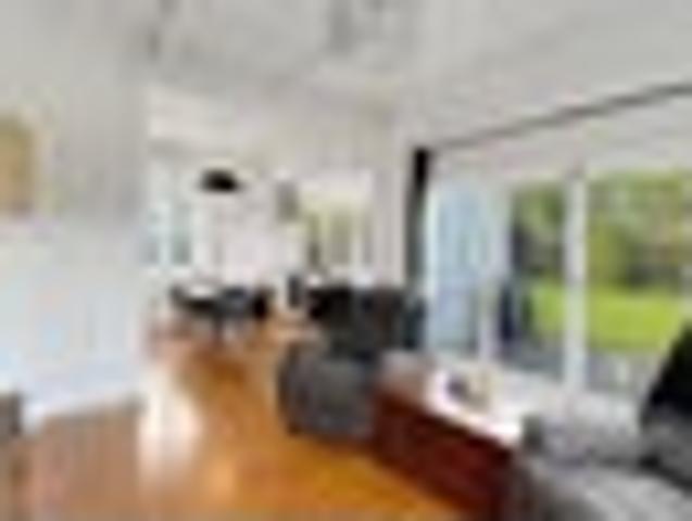 Glen Eden, 2 bedrooms, $650 pw