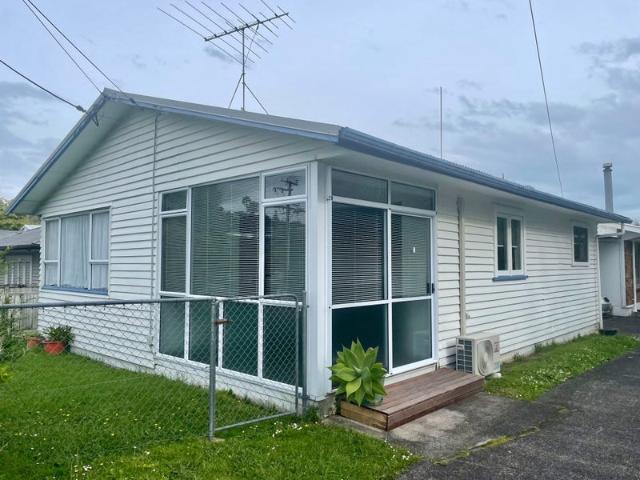 glen eden, 2 bedrooms