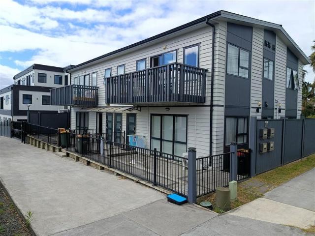 glen eden, 2 bedrooms