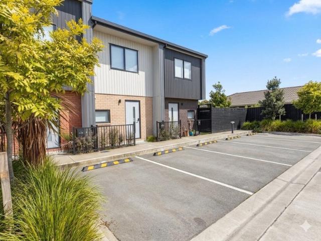 glen eden, 2 bedrooms