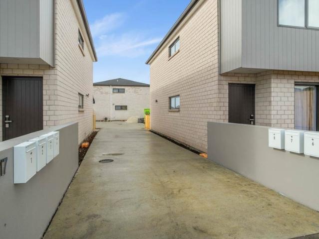 glen eden, 2 bedrooms