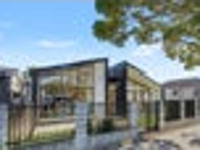 Glen Innes, 3 bedrooms, $880 pw