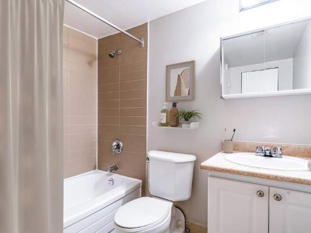 Glen Terrace Apartments 2 Bedroom, 1 Bathroom Apartment for Rent