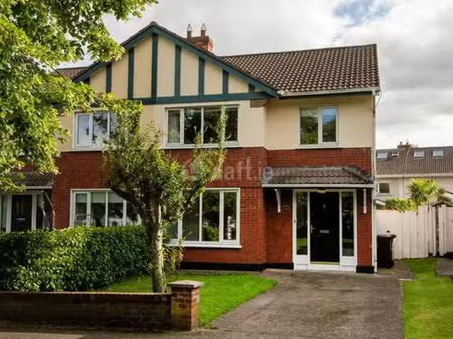 Glencairn Road, The Gallops, Leopardstown, D18, Leopardstown.