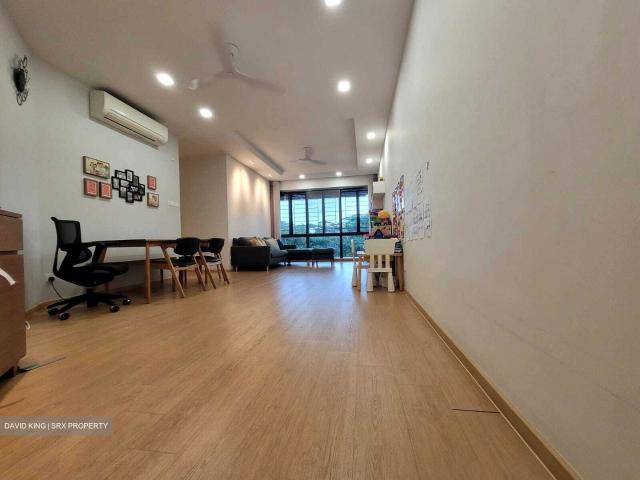 Glendale Park D23, Condominium