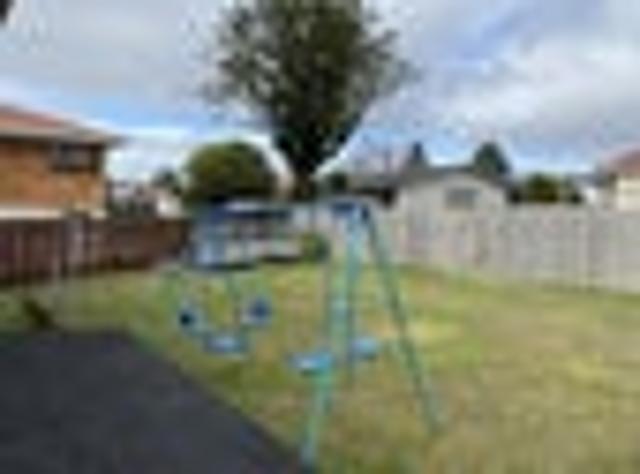 Glendene, 6+ bedrooms, $1000 pw