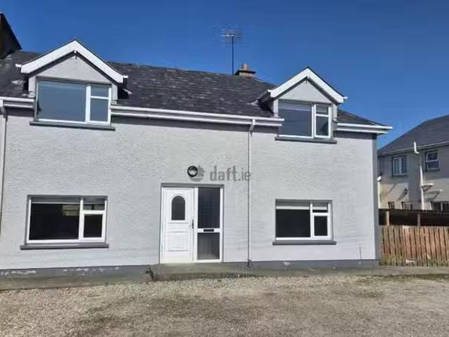 Glenfad, Ballindrait is for rent