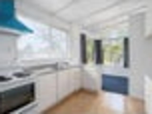 Glenfield, 3 bedrooms, $650 pw