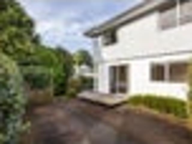 Glenfield, 3 bedrooms, $680 pw