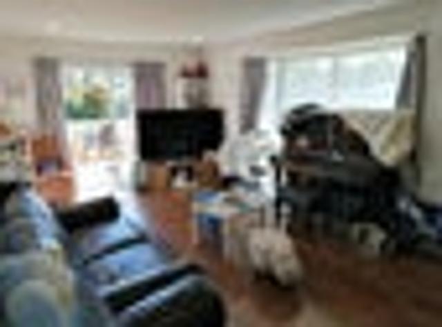 Glenfield, 3 bedrooms, $690 pw