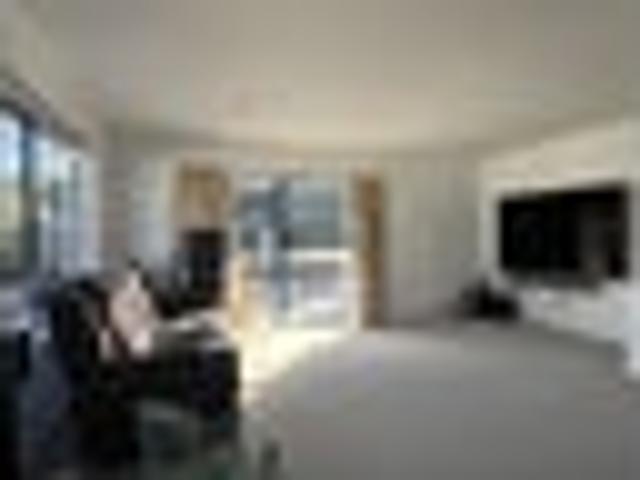 Glenfield, 3 bedrooms, $750 pw