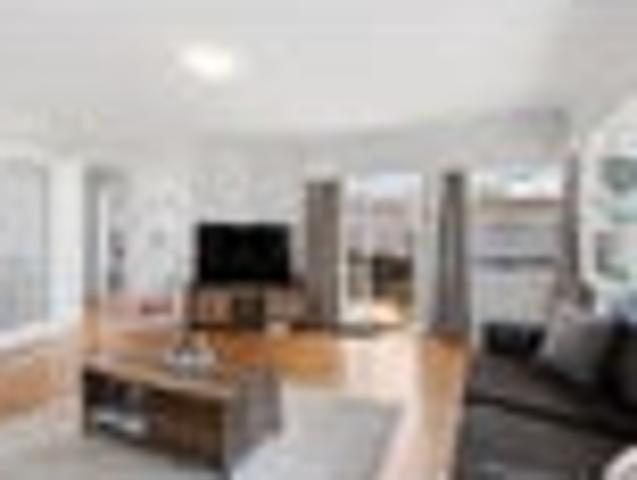 Glenfield, 3 bedrooms, $750 pw