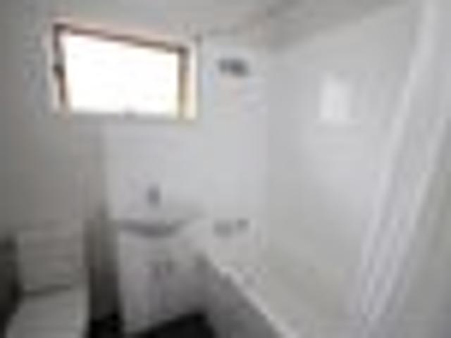 Glenfield, 2 bedrooms, $595 pw