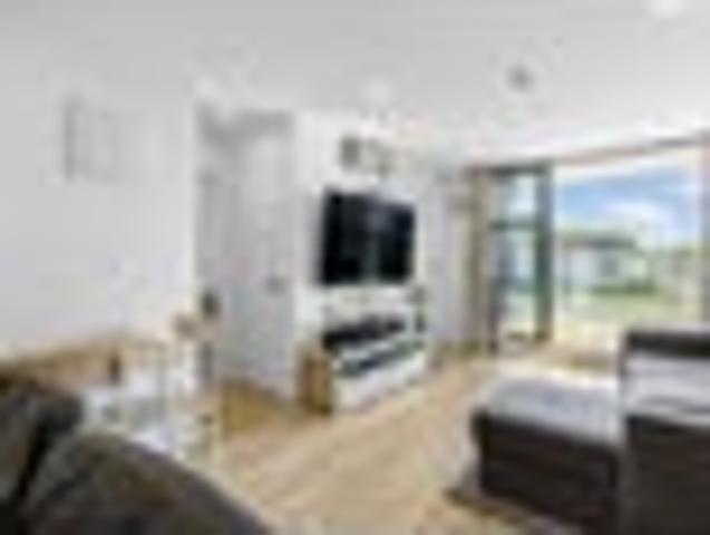 Glenfield, 2 bedrooms, $620 pw