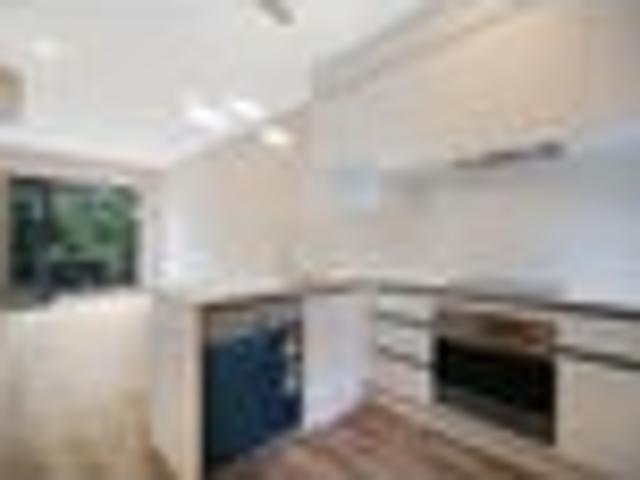 Glenfield, 2 bedrooms, $700 pw
