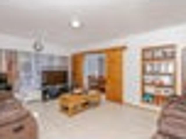 Glenfield, 4 bedrooms, $795 pw