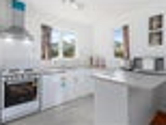 Glenfield, 4 bedrooms, $820 pw