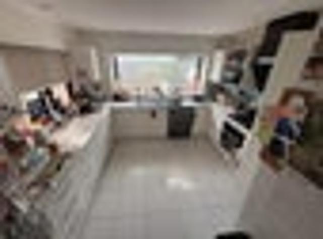 Glenfield, 4 bedrooms, $940 pw